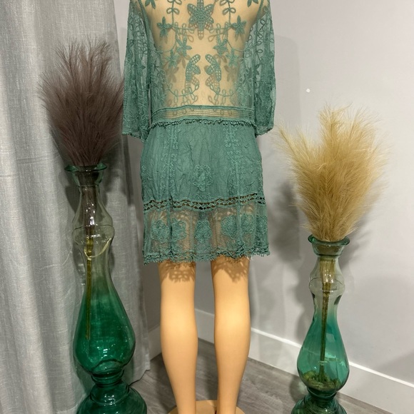 Lace cover up - Picture 5 of 5